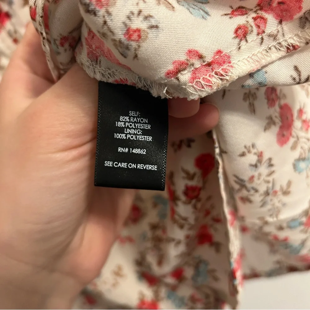 Floral Print Square Neck Top - Picture 9 of 9